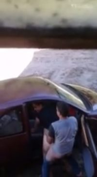 Pareja pilladas follando en vía publica