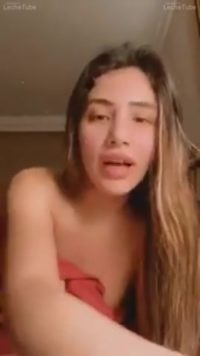 Lebanese Miriam Tay naked in front of the live webcams