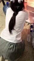 Sirvienta adolescente mexicana follada a cuatro patas