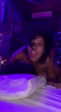 Tokischa se viraliza singando con su amiga