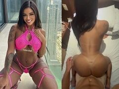 Stephanie Silveira dando el coño a cuatro patas