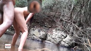 Al aire libre en Público Follando parejas hot