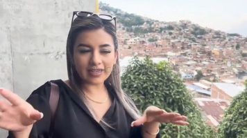 Natalia Delgado en el MIOCable Cali Colombia mamando y follando
