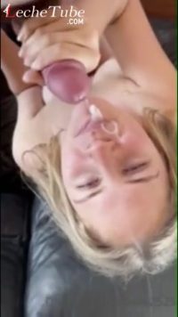 Belle2525 And Her First Sex Video