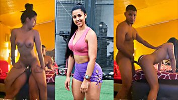 La Venezolana Alexa Fit le gusta la leche en su cuerpo